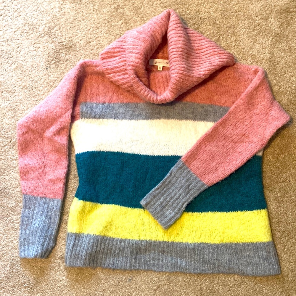 Lou & Grey for Loft brand acrylic/wool cowl neck sweater. Size extra small.